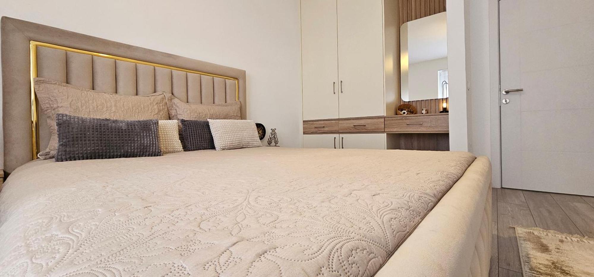 Value Living Apartment Ferizaj Bagian luar foto