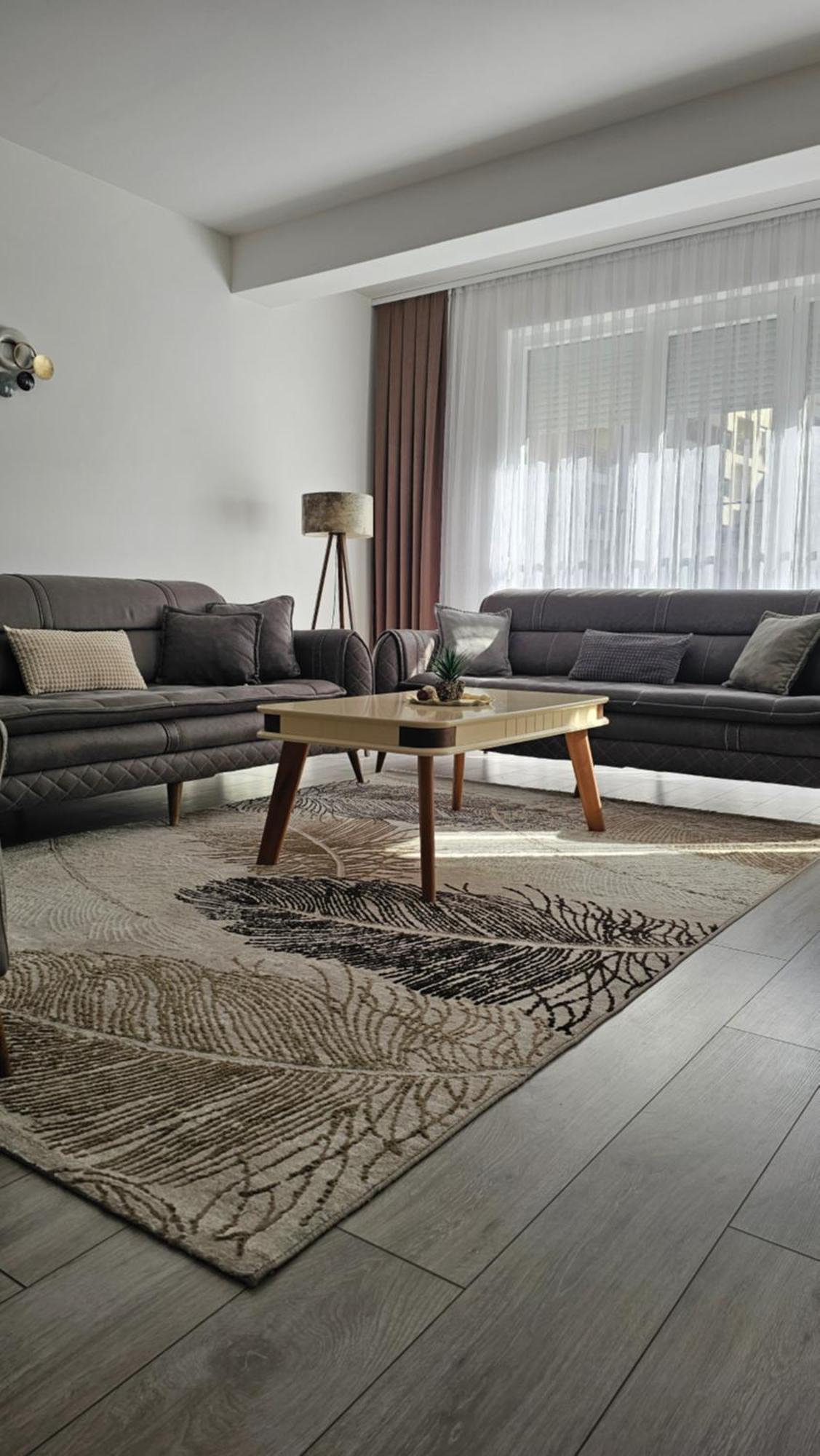 Value Living Apartment Ferizaj Bagian luar foto